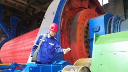 堅守一線 做天瑞閃亮的螺絲釘 ——天瑞技術員周偉