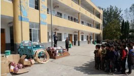 海螺集團扶貧工作隊走訪慰問村小學