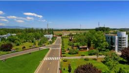 建設花園式工廠，他們是保障！