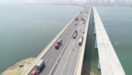 天地合作！無(wú)人機(jī)+預(yù)警系統(tǒng)追查超限水泥車！