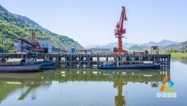 1000噸！首批優(yōu)質(zhì)水泥通過(guò)水路運(yùn)抵這一港口！