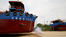 國內首艘LNG單燃料動力水泥罐裝船下水！