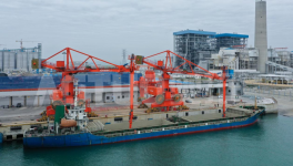 一次成功！紅獅集團(tuán)廣州港茂名碼頭卸船機(jī)成功試生產(chǎn)！